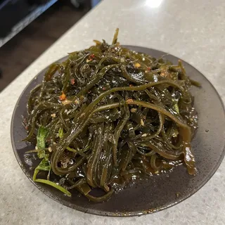Seaweed Salad ()