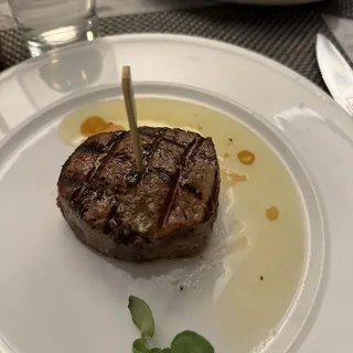 Petite Filet Mignon*