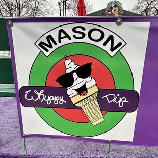 a sign for mason whippy dips