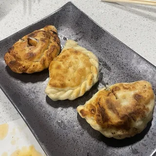 Pan Fried Chive Pockets ()