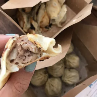 Pan Fried Beef, Cheese & Onion - 10pcs