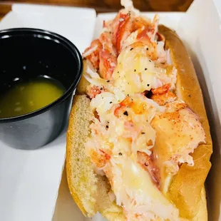 Classic Lobster Roll