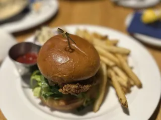 Hank's Oyster Bar - Old Town