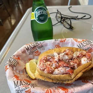 Lobster Classic Roll