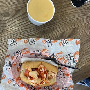 Lobster Bisque, Connecticut roll