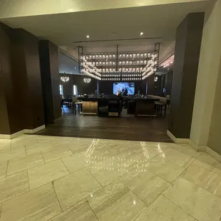 Bar/Lobby