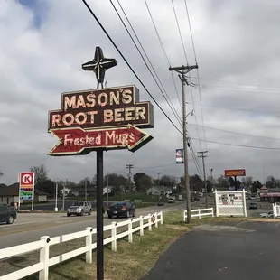 a sign for mason's root beer