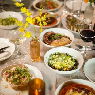 We offer a prix fixe menu for large parties. Email us for more info