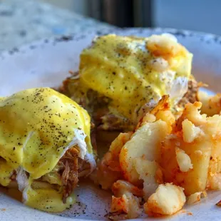 Pulled Pork Benedict