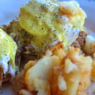 Pulled pork Benedict