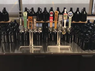 Bubbles Wines & Spirits