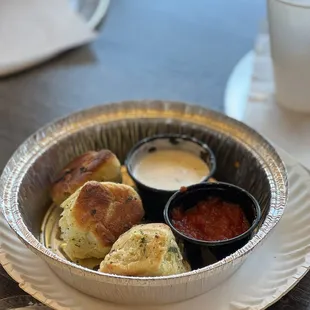 Garlic knots melt in your mouth!!