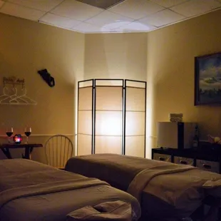 Couples Escape. Enjoy a Massage with your spouse, Mom or a friend.