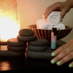 Open 7 days a week! 
24/7 Website Booking. 
massagestudiokc.com