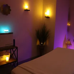 Here's how to book:
Call us: 816-888-0826
Text us: 424-396-1062
Visit our website 24/7: MassageStudioKC.com