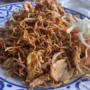 ramen and noodles, ramen, noodle soup, noodle dish, food, noodles