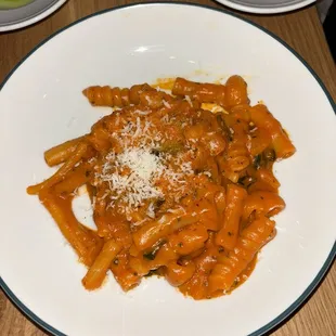 pasta dish, pasta, food