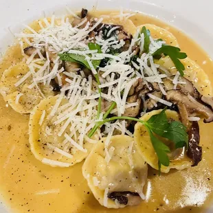 Veal + Wild mushrooms ravioli - it was amazing