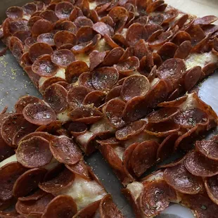 Delicious pepperoni pizza at Massey's. So good!