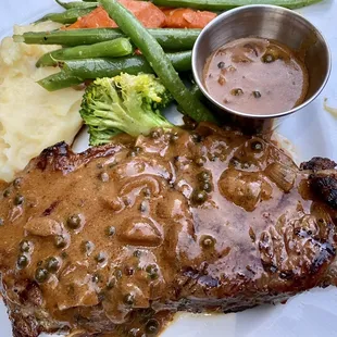 New York Steak Au Poivre