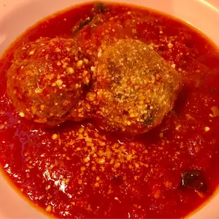 chicken wings and fried chicken, food