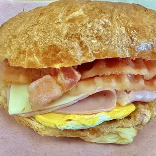 Bacon ham egg &amp; cheese croissant