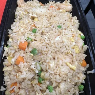 Shrimp fried rice with pineapple bits
