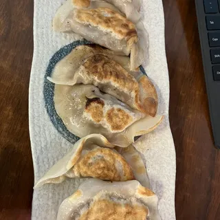 10. Fried Beef Dumplings(6pc)