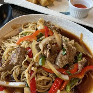 Garlic Beef Fried Noodles