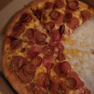 Pepperoni pizza