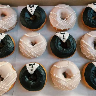 Custom wedding donuts