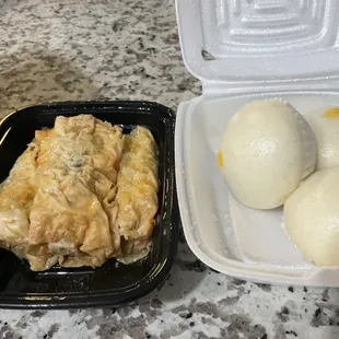 Wet and steam pork buns