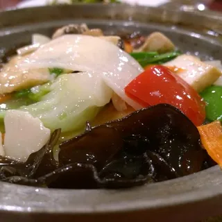 G2. Fried Tofu Mixed with Vegetables