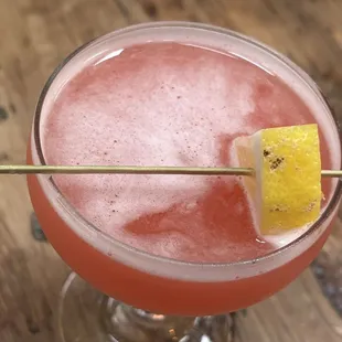 that annoying buzz is a MOSQUITO (El Silencio mezcal, campari, lemon juice, and ginger syrup)