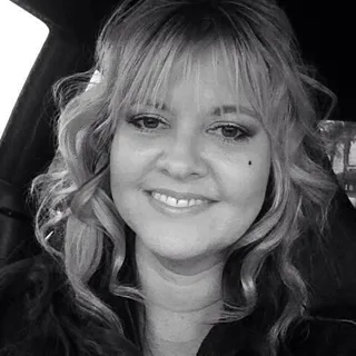 Shauna R.