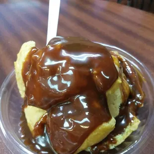 Sanders hot fudge cream puff sundae