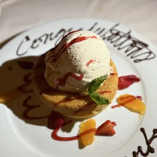Mastro's Signature Warm Butter Cake