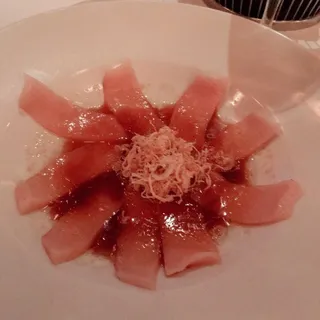 Hamachi with Crispy Onions