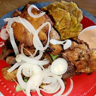 Fritanga - chicharron de Pollo, Carne frita and tostones - $15.99