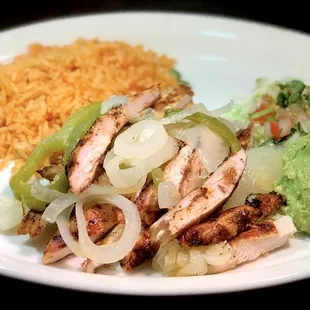 Don't miss our Chicken Fajita Lunch Special!Seasoned chicken fajita served with fresh peppers, onions, and all your favorite fixings. It's t