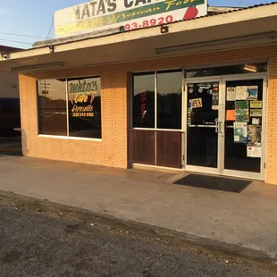 Restaurant good friendly hometown food!