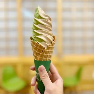 Matcha and milk tea soft serve 10/10