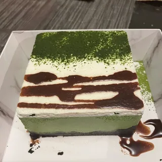 Matcha Cheese Mousse Cake