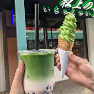 Strawberry Matcha Latte
