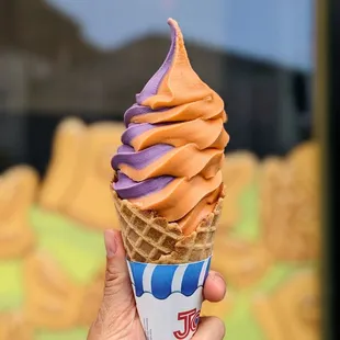 Thai Tea &amp; Ube Swirl