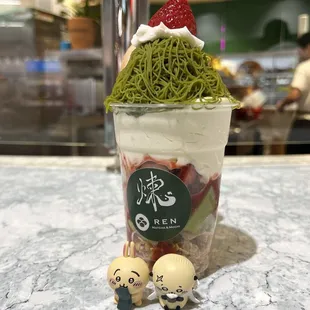 Got their parfait, here's a photo of the dessert with my chiikawa figures. 9/10 yummy :o