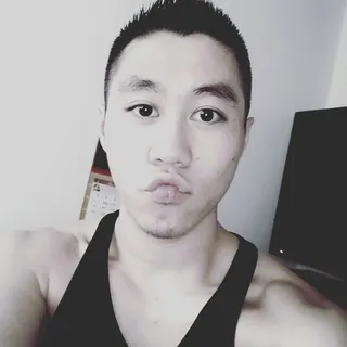 Eric Y.