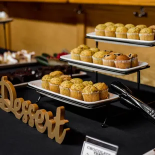 Dessert table // @NOMTASTICFOODS