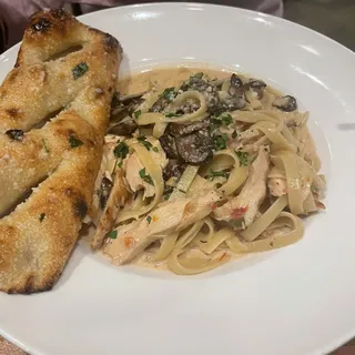 Chicken Fettuccine Alfredo
