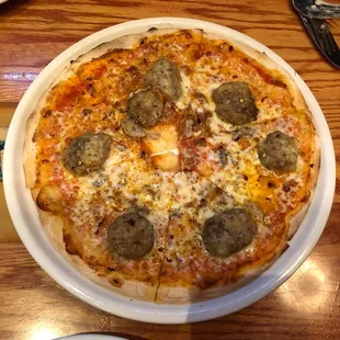 Spicy Meatball Pizza